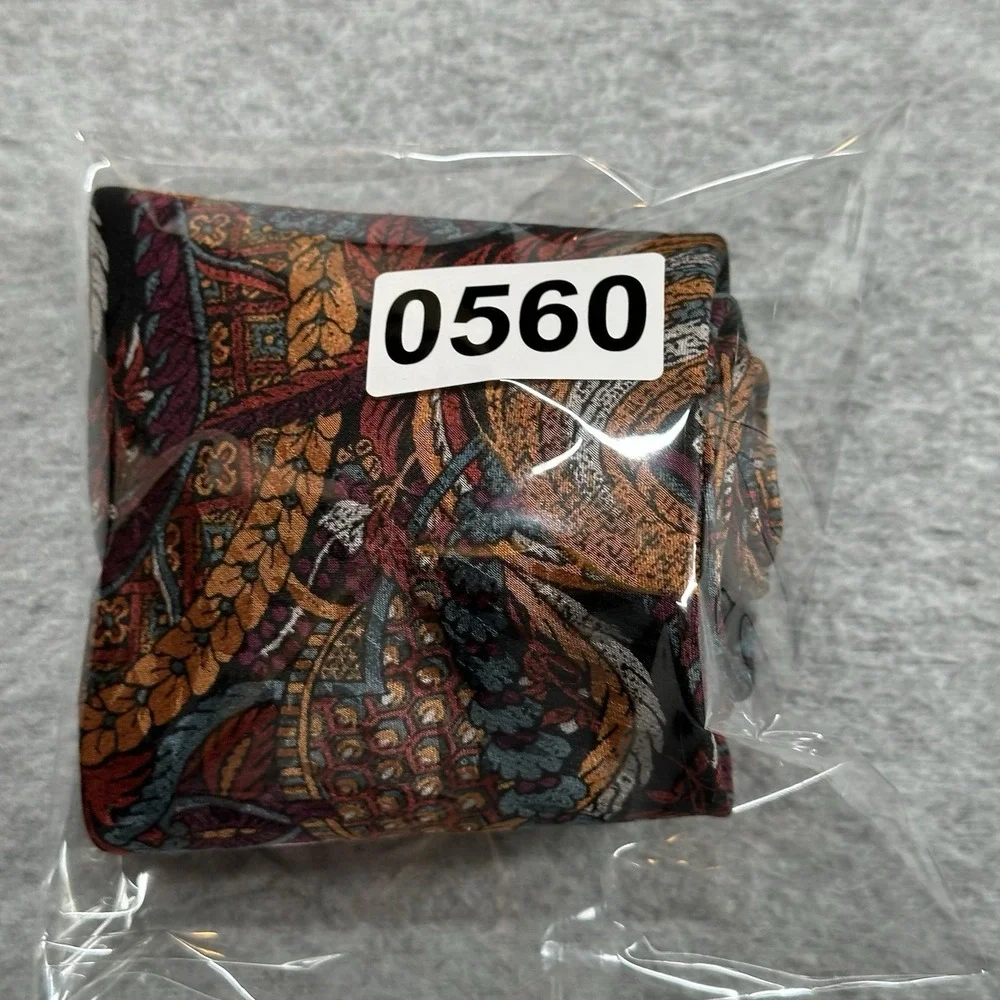 Vintage Rick Bennett Tie 100%‎ Silk Orange Abstract Floral Tropical Pattern USA